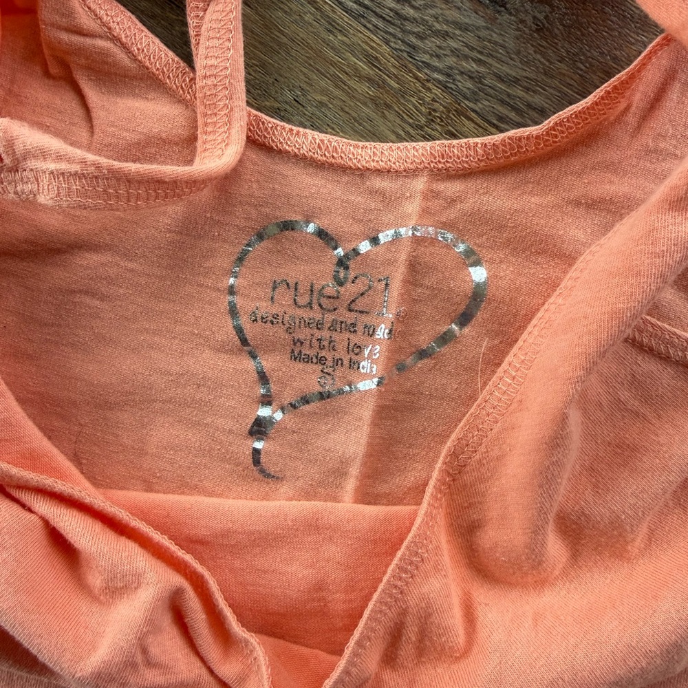 2 Rue21 Crop Tops - Picture 5 of 5